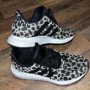 Adidas Swift Run leopard print Tennis Shoes
